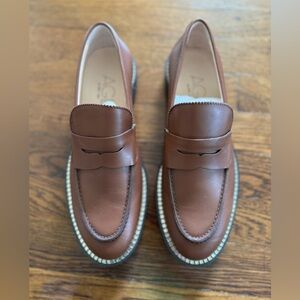 AGL Attilio Giisti Leombruni WOMAN LOAFER SIZE 39.5 (EU) 8.5 (US)